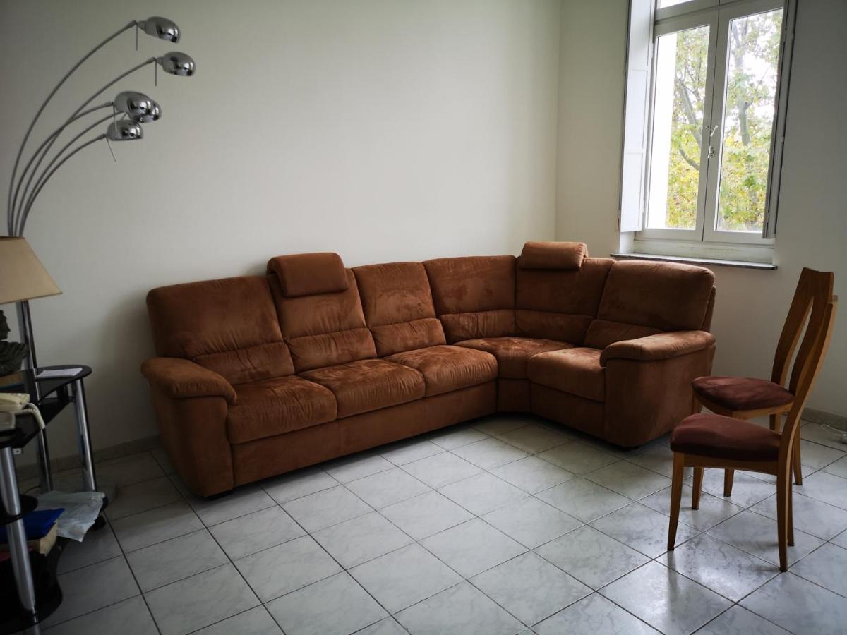 ناربون Appartement De 105M2, Balcon Sur Cours De La Republique المظهر الخارجي الصورة